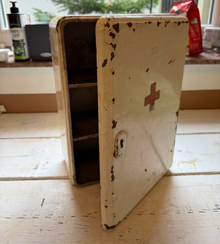 Metall verbandschrank weiß - verbandschrank,